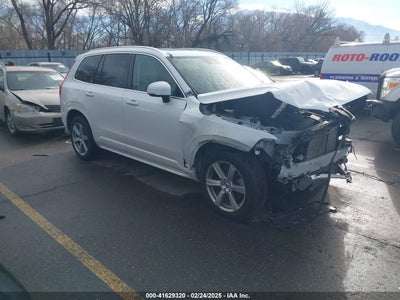 VOLVO XC90 2022