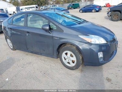 TOYOTA PRIUS 2011
