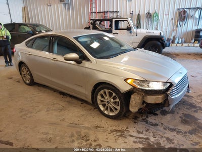 FORD FUSION HYBRID 2019