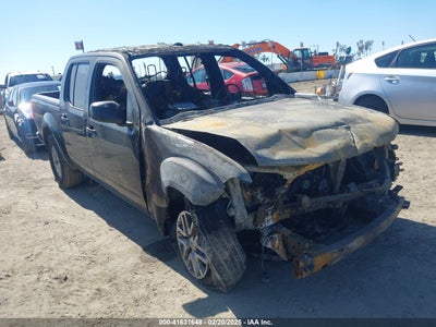 NISSAN FRONTIER 2016