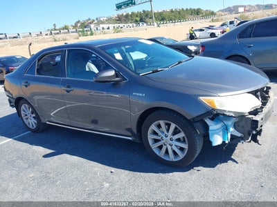 TOYOTA CAMRY HYBRID 2013