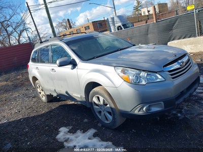 SUBARU OUTBACK 2010