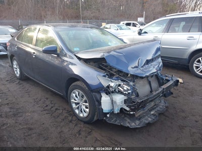 TOYOTA CAMRY 2015