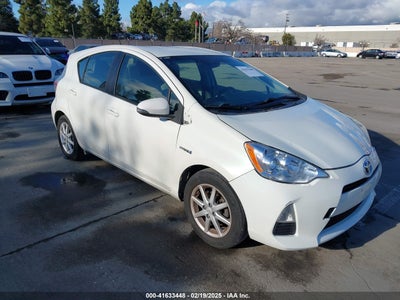 TOYOTA PRIUS C 2014