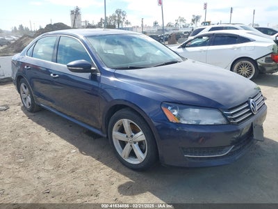 VOLKSWAGEN PASSAT 2012