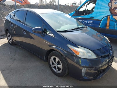 TOYOTA PRIUS 2013