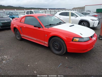 FORD MUSTANG 2000