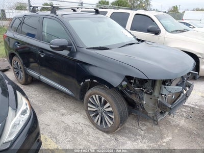 MITSUBISHI OUTLANDER 2017