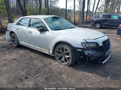 CHRYSLER 300 2021