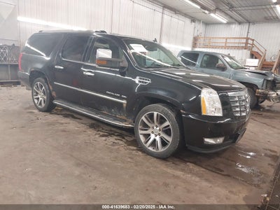CADILLAC ESCALADE ESV 2011