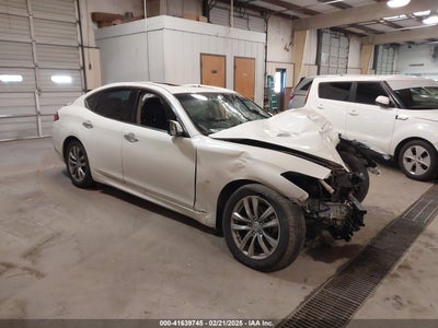 INFINITI Q70 2018