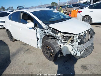 TOYOTA PRIUS 2014