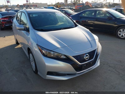 NISSAN LEAF 2018