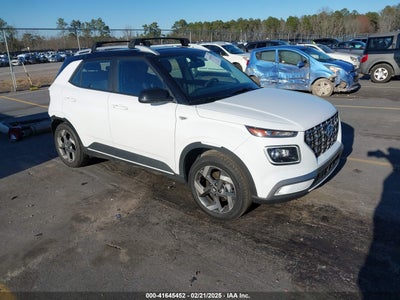 HYUNDAI VENUE 2024