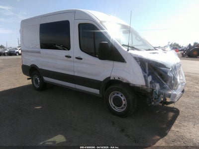 FORD TRANSIT-250 2023