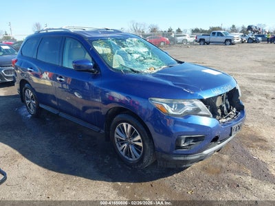 NISSAN PATHFINDER 2017