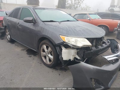 TOYOTA CAMRY 2012
