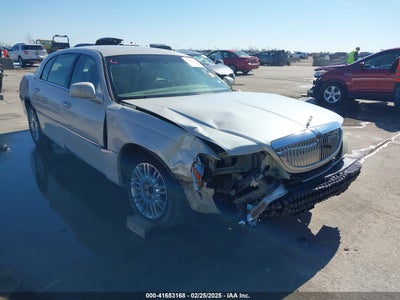 LINCOLN TOWN CAR 2006