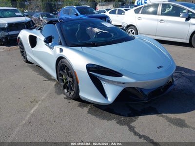 MCLAREN ARTURA 2025