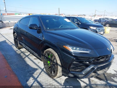LAMBORGHINI URUS 2019