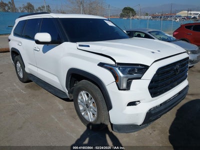 TOYOTA SEQUOIA 2023