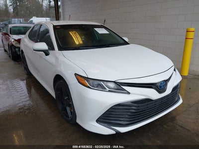 TOYOTA CAMRY 2020