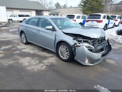 TOYOTA AVALON HYBRID 2015