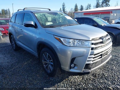 TOYOTA HIGHLANDER 2017