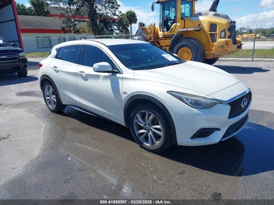 INFINITI QX30 2018