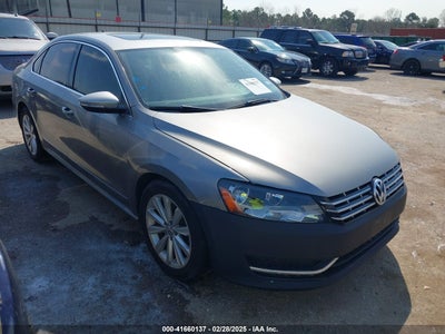 VOLKSWAGEN PASSAT 2012