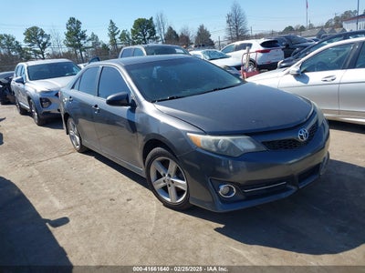 TOYOTA CAMRY 2013