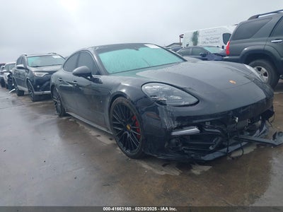 PORSCHE PANAMERA 2023