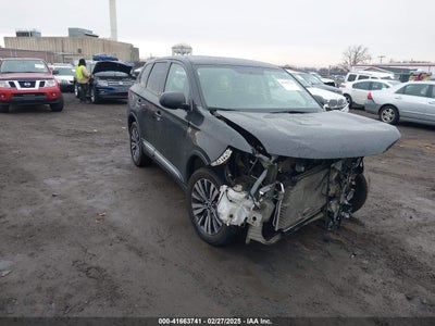 MITSUBISHI OUTLANDER 2019