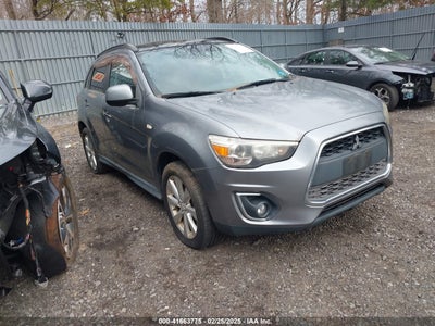 MITSUBISHI OUTLANDER SPORT 2013