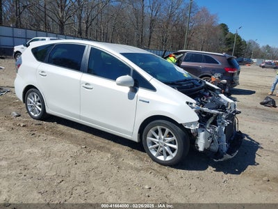 TOYOTA PRIUS V 2012