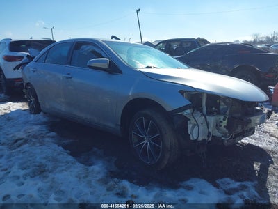 TOYOTA CAMRY 2016