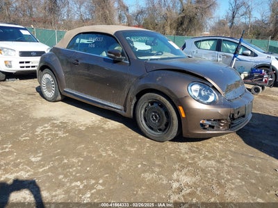 VOLKSWAGEN BEETLE 2014