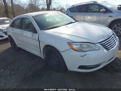 CHRYSLER 200 2012