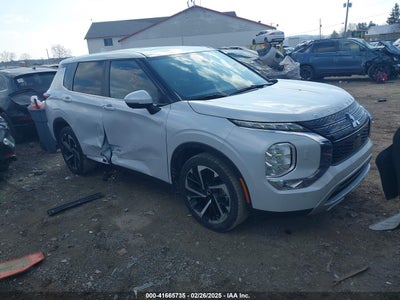MITSUBISHI OUTLANDER 2023