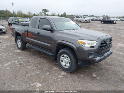 TOYOTA TACOMA 2018