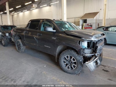 TOYOTA TUNDRA 2018