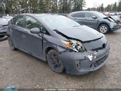 TOYOTA PRIUS 2012