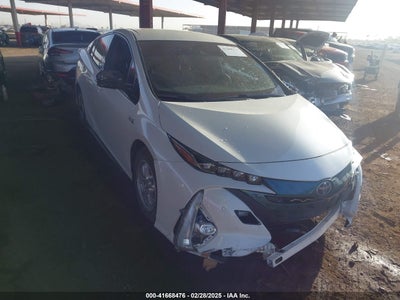 TOYOTA PRIUS PRIME 2017