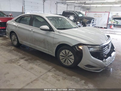 VOLKSWAGEN JETTA 2019