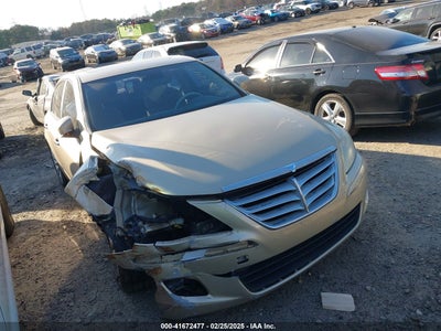 HYUNDAI GENESIS 2011