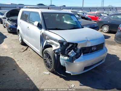 SCION XB 2010