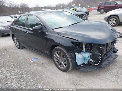 TOYOTA CAMRY 2015