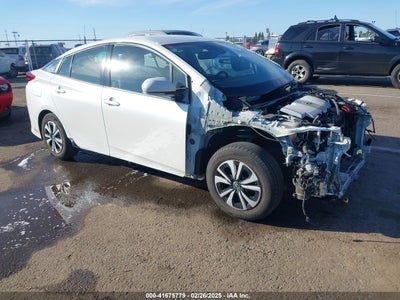 TOYOTA PRIUS PRIME 2017