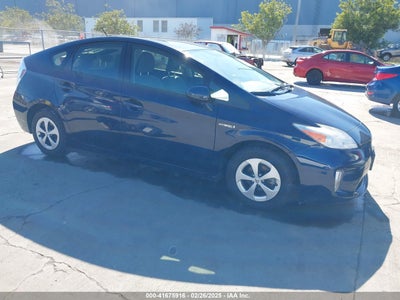 TOYOTA PRIUS 2015