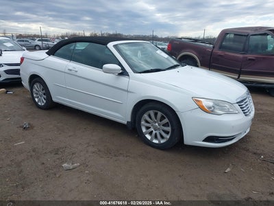 CHRYSLER 200 2012